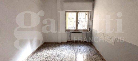 2 bedrooms Apartment in Naples, Italy No. 333810 5