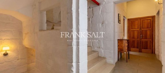 7 bedrooms Townhouse in Saint Julian's, Malta No. 1204 11