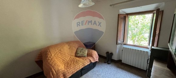 8 rooms House in Roccastrada, Italy No. 127452 7