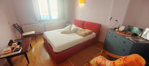 2-salle Appartement à Grosseto, Italy No. 81302 16