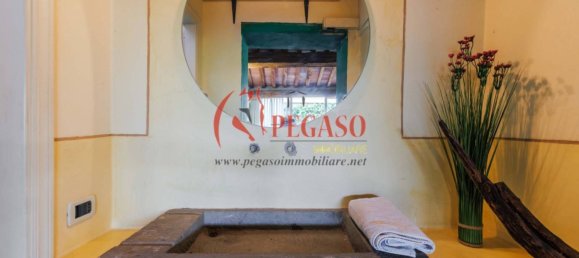 Квартира с 2 спальнями в Пеша, Италия № 349008 35