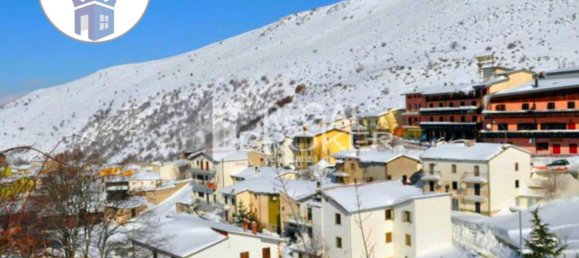 Apartamento de 3 habitaciónes en Lucoli, Italy No. 154207 8