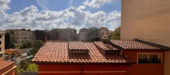 2 rooms Apartment in Rome, Italy No. 14580 16