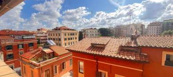 2 rooms Apartment in Rome, Italy No. 14580 9