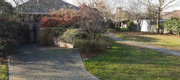 4 Schlafzimmer Villa in Novara, Italy, Nr. 172032 4