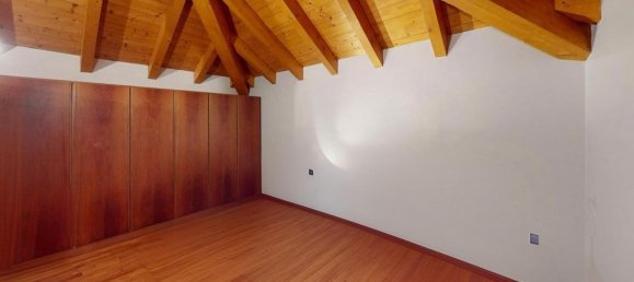 4 Schlafzimmer Villa in Novara, Italy, Nr. 172032 27