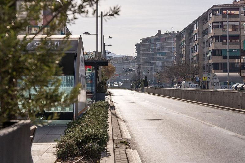 Garage à Granada, Spain No. 220743