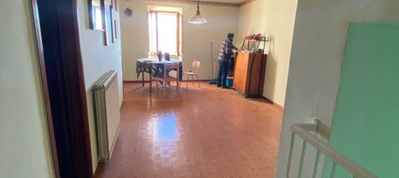 2 rooms Duplex in Fiuggi, Italy No. 251991 4