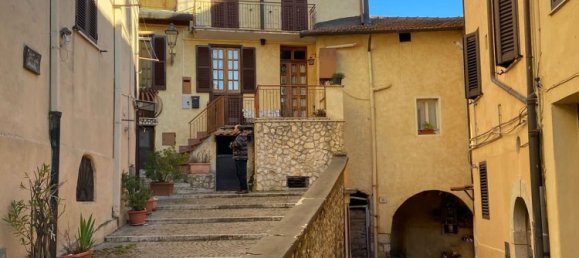 2 rooms Duplex in Fiuggi, Italy No. 251991 3