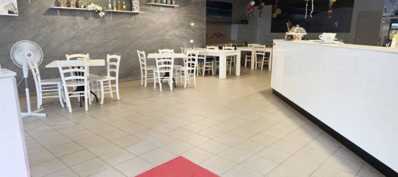 3-salle Propriété commerciale à Castiglione delle Stiviere, Italy No. 302678 7