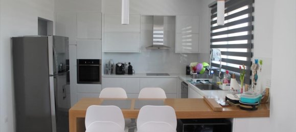 3 bedrooms Villa in Limassol, Cyprus No. 12587 9