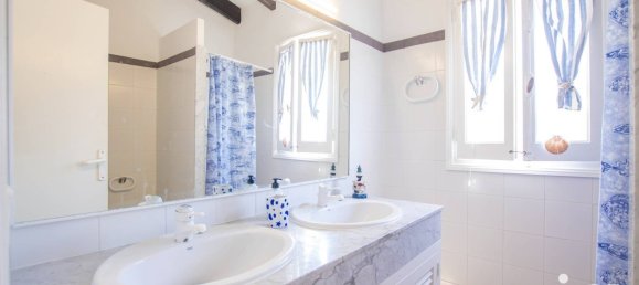 5 bedrooms House in Cap D'en Font, Spain No. 293289 14