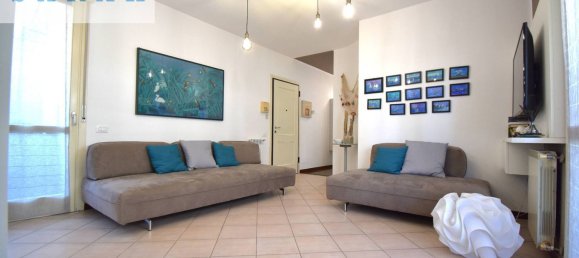 3 rooms Apartment in Viareggio, Italy No. 47614 5