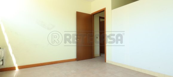 410m² Commercial property in Vicenza, Italy No. 273720 16