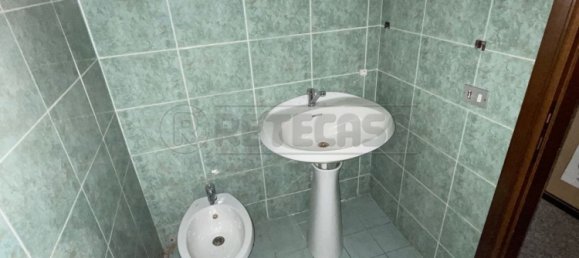 410m² Commercial property in Vicenza, Italy No. 273720 30