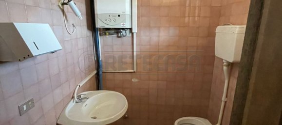 410m² Commercial property in Vicenza, Italy No. 273720 39