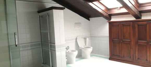 16-Zimmer Haus in Moncucco Torinese, Italy, Nr. 124121 19