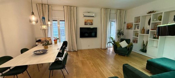 3 bedrooms Apartment in Bari, Italy No. 315326 9