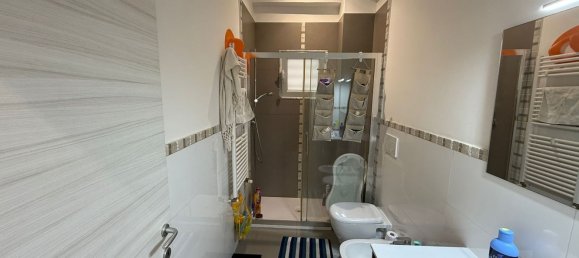 3 bedrooms Apartment in Bari, Italy No. 315326 10