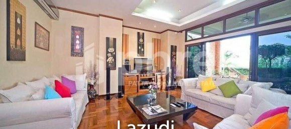 5 bedrooms Cafe / restaurant in Pattaya, Thailand No. 16126 2