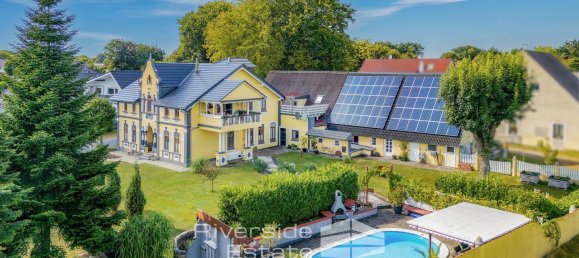 Здание с 11 комнатами в Cuxhaven, Германия № 326434 2