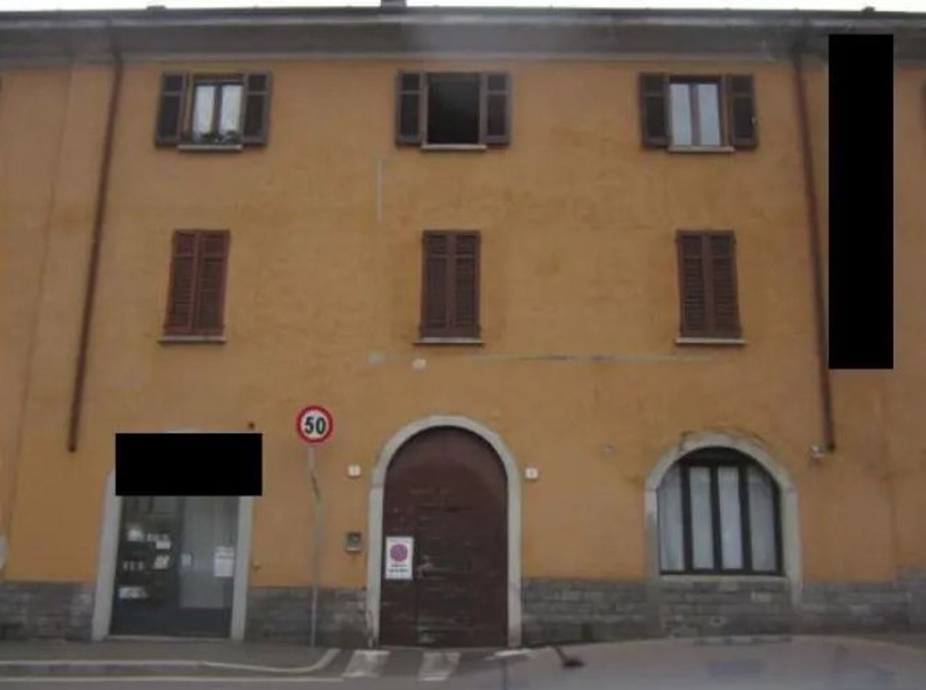 Apartamento de 2 habitaciónes en Como, Italy No. 6804