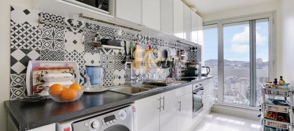 2 bedrooms Apartment in Puteaux, France No. 177986 6