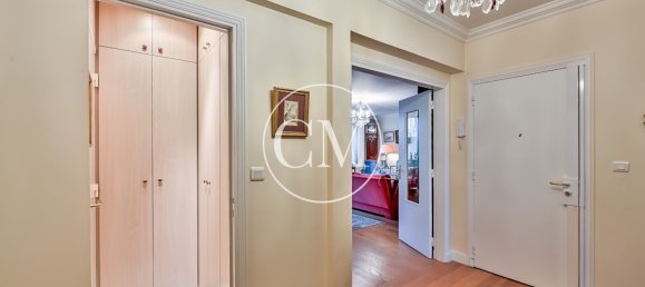 3 chambres Appartement à Versailles, France No. 117574 13