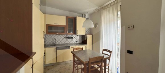 Apartamento de 3 habitaciónes en Avezzano, Italy No. 25456 3