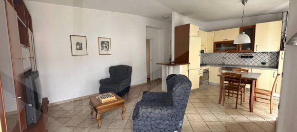 Apartamento de 3 habitaciónes en Avezzano, Italy No. 25456 2