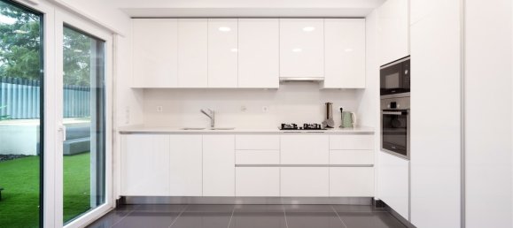 3 bedrooms Apartment in Lisbon, Portugal No. 128963 7