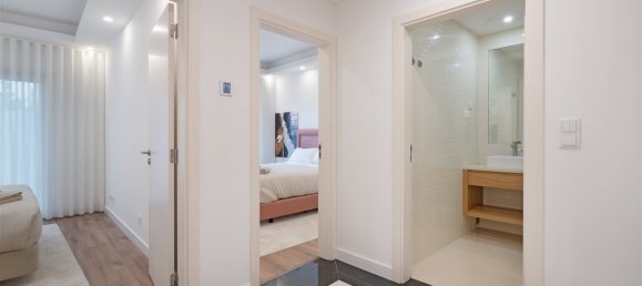 3 bedrooms Apartment in Lisbon, Portugal No. 128963 10