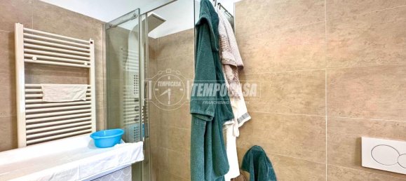 4 rooms Apartment in Cologno Monzese, Italy No. 134608 22