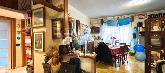 4 rooms Apartment in Cologno Monzese, Italy No. 134608 9