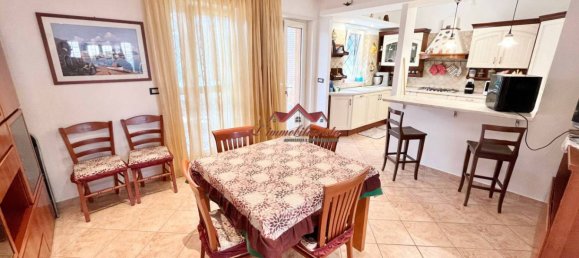 3 bedrooms Villa in Casamassima, Italy No. 168864 4