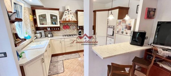 3 bedrooms Villa in Casamassima, Italy No. 168864 6