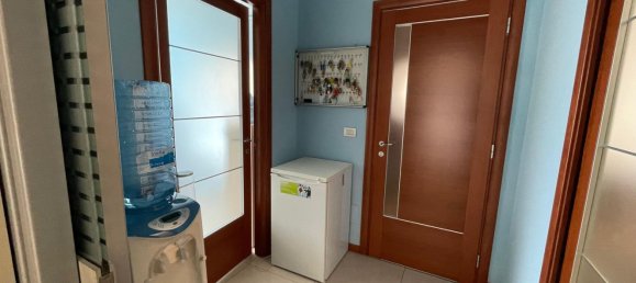 7-Zimmer Gewerbliche Immobilie in Muggiò, Italy, Nr. 64631 15