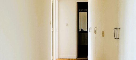 3 bedrooms Apartment in Troyes, France No. 242430 6