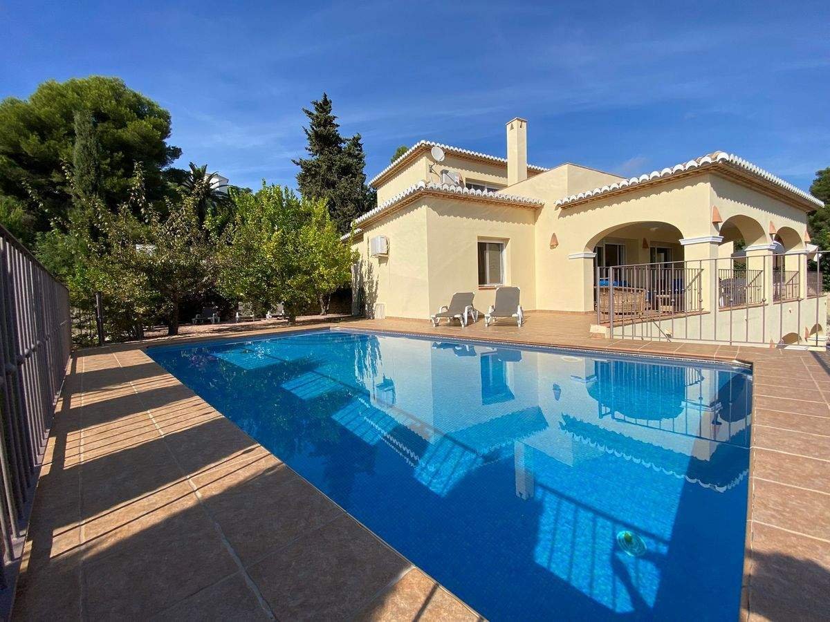 5 غرف نوم فيلا في Moraira, Spain رقم 284987