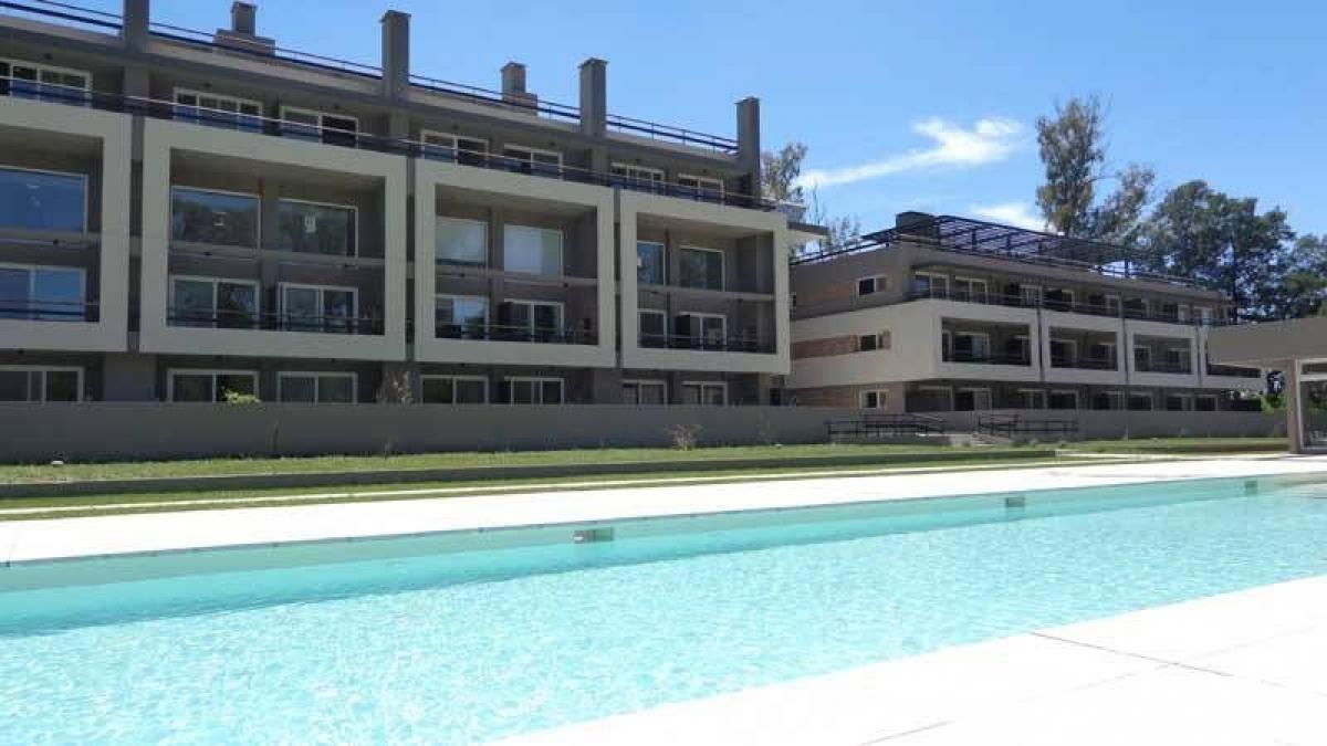 3 bedrooms Apartment in Pilar, Argentina No. 15722