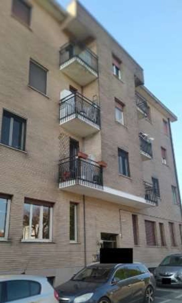 3غرفة شقة في Bernareggio, Italy رقم 186937