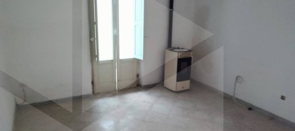 2-salle Appartement à Bari, Italy No. 29869 29