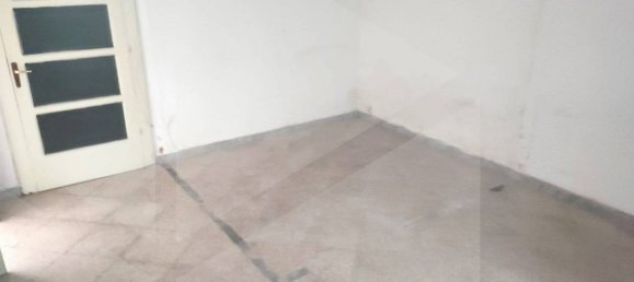 2-salle Appartement à Bari, Italy No. 29869 31