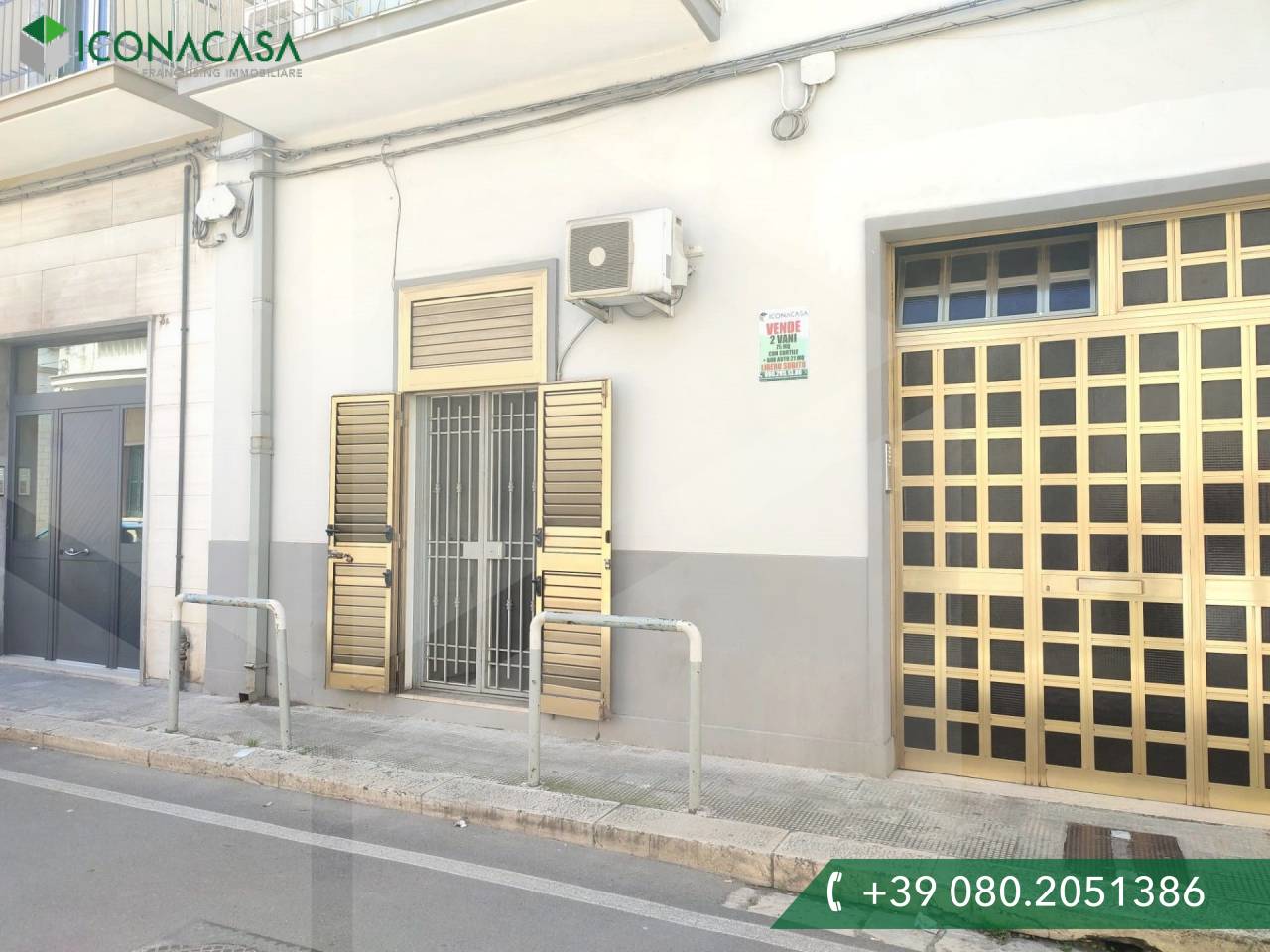 2-salle Appartement à Bari, Italy No. 29869