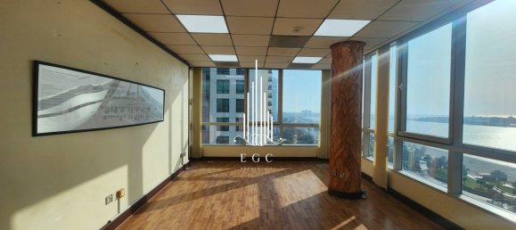 Bureau à Corniche Road, UAE 220.7m² No. 26804 10