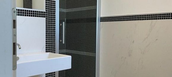 5 bedrooms Apartment in Venice, Italy No. 172484 5