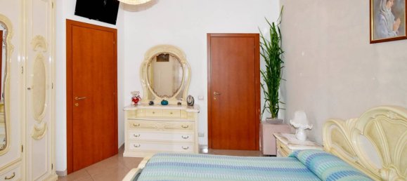 Apartamento de 3 divisões em Rho, Italy N.º 30437 8