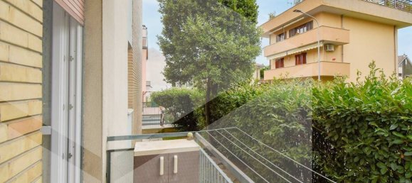 Apartamento de 3 divisões em Rho, Italy N.º 30437 12