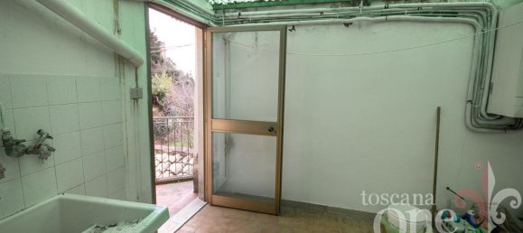 5-salle Maison à Montecatini Val di Cecina, Italy No. 137881 18