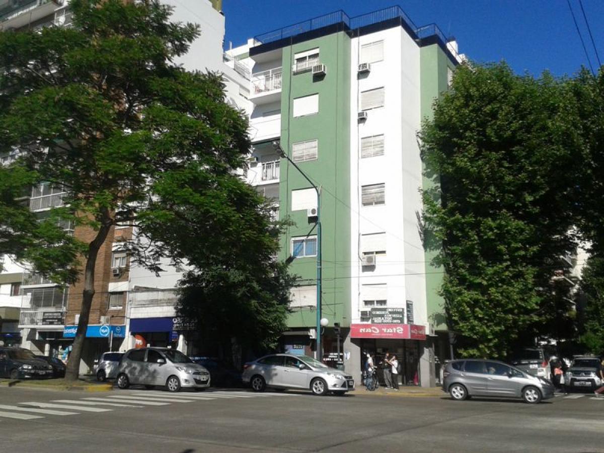 2 bedrooms Apartment in Vicente Lopez, Argentina No. 63014